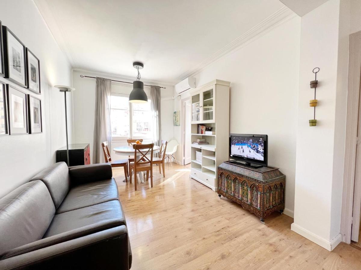 Casa Sagrada Familia Apartment Барселона Екстериор снимка